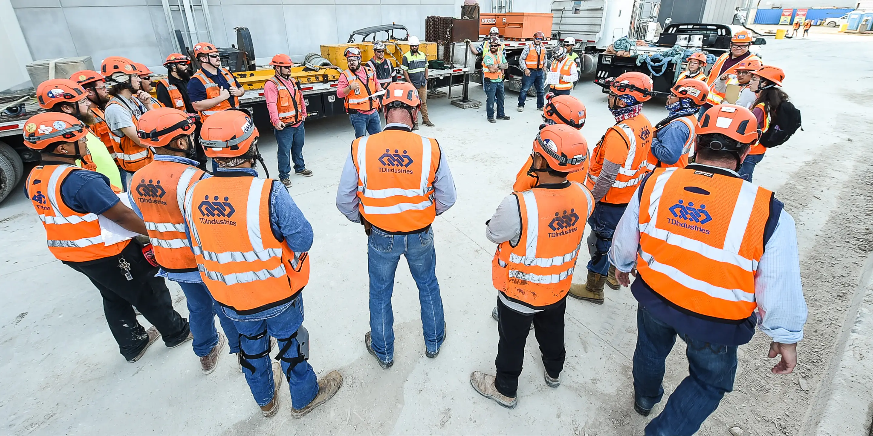 TDIndustries safety meeting at a data center construction project